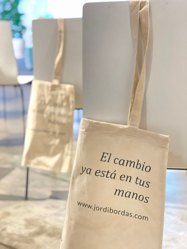 La tote bag que regalamos a todos los asistentes